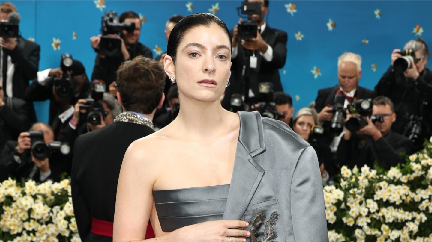 Lorde Shares Her Real Thoughts On 'Solar Power' Era